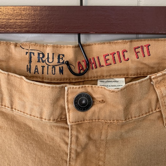 True Nation By DXL Big and Tall Athletic Fit Jeans Khaki Tan Size 42 x 30 - Picture 4 of 7